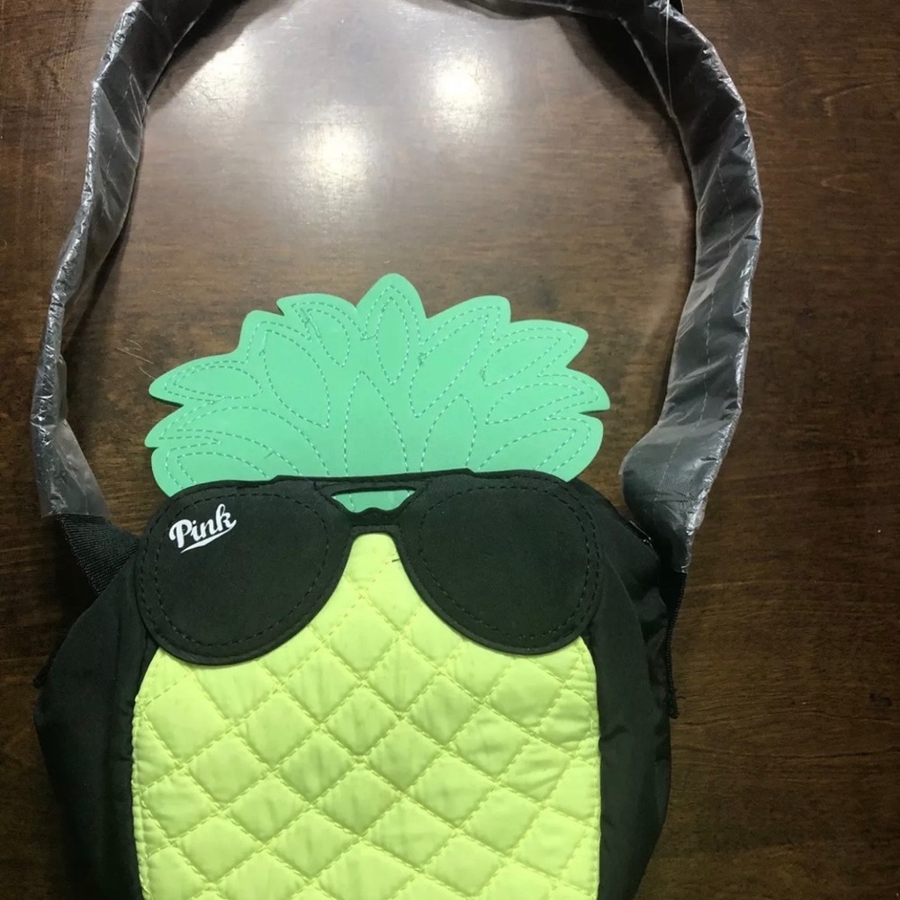 NWT Victoria’s Secret Pink Pineapple Cooler